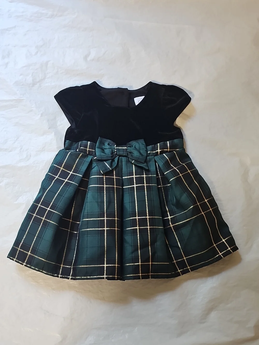 The Children's Place Black, Green Dress with Skirt Lining 9-12 Months Used